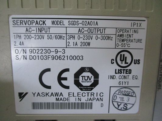 Yaskawa SGDS-02A01A AC SERVO AMPLIFIER 200-230V 2.4A 200W NEW