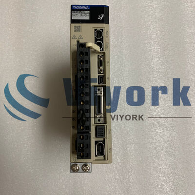 Yaskawa SGD7S-2R8A20A SERVO DRIVE NEW