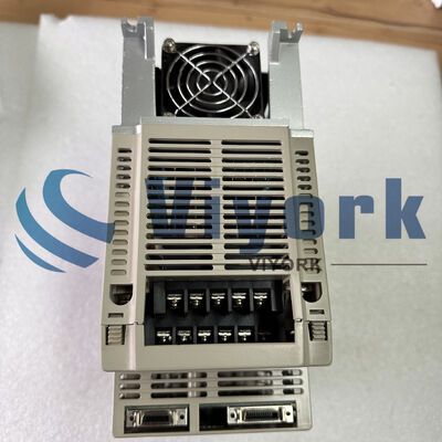 Yaskawa SGDB-03VN SERVO DRIVE 200-230VAC 50/60HZ 5AMP NEW