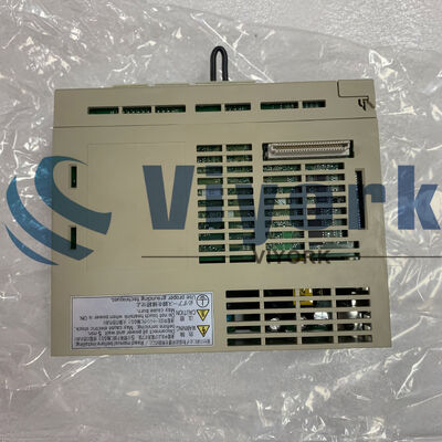 Yaskawa SGDH-02AE-OY SERVO DRIVE 3.4AMP 230V NEW
